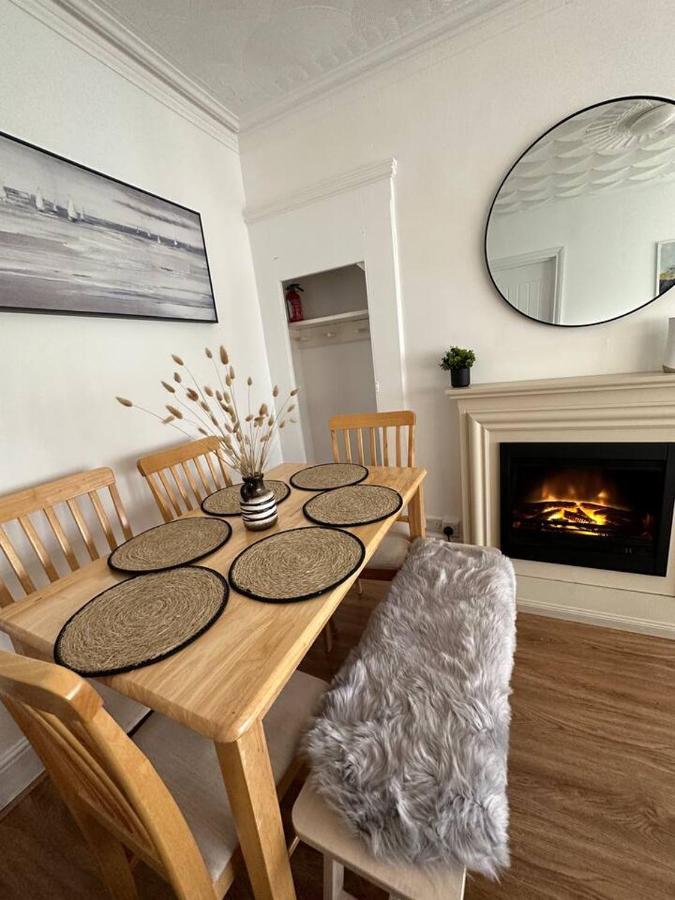 דירות קאמברידג' 3 Bed Flat With Pool Table מראה חיצוני תמונה