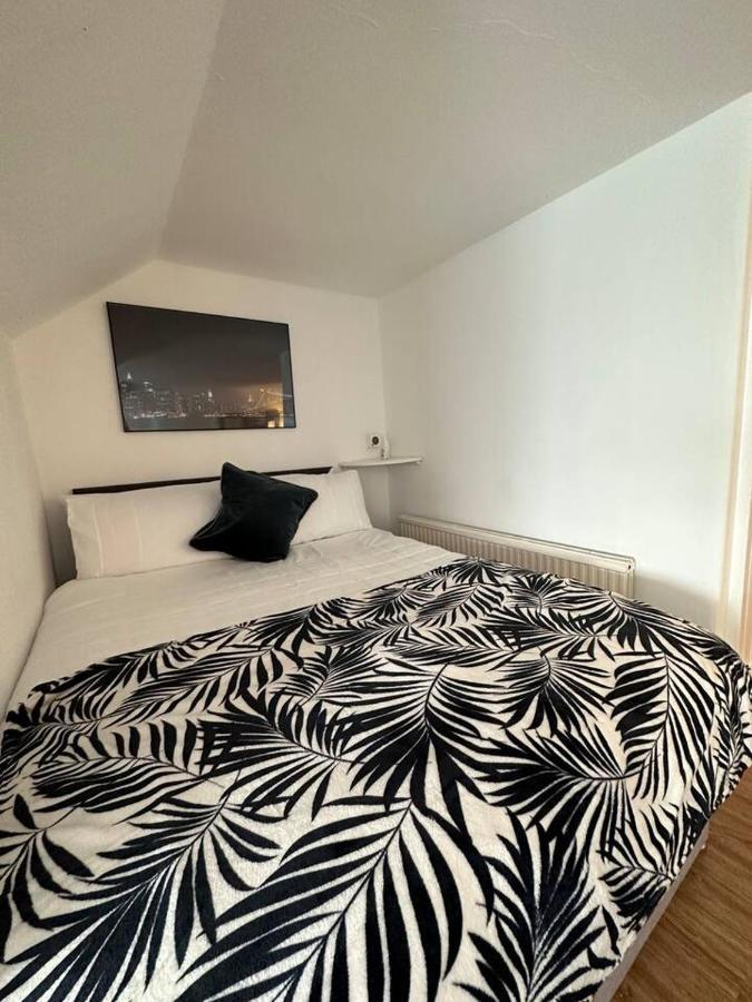 דירות קאמברידג' 3 Bed Flat With Pool Table מראה חיצוני תמונה